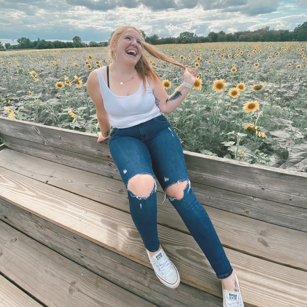 Meet your Posher, Jenny